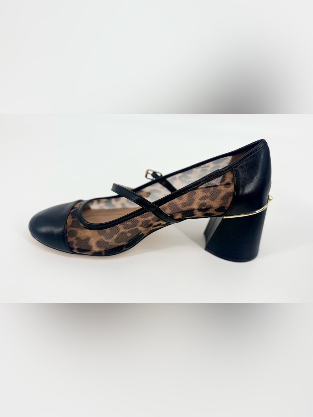NWT BCBG Millie Cheetah Mesh Mary Jane Block Heel Pumps Size 8 or 9 - Picture 8 of 9